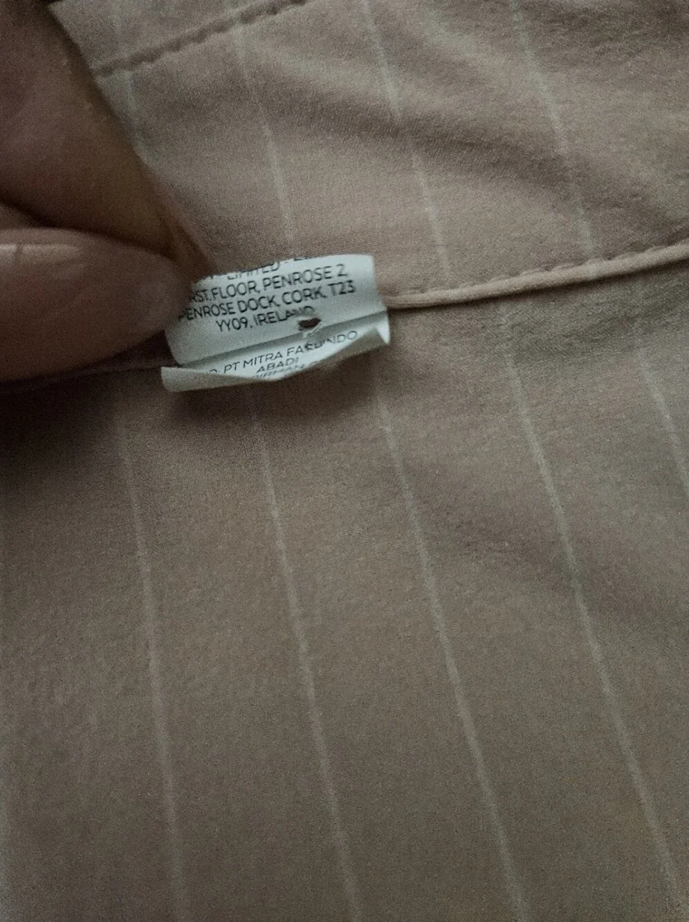Alo Yoga Pinstripe Daylight Button Down in Pink Quartz Medium
